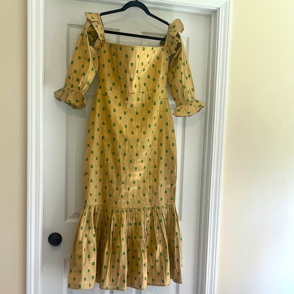 EDDY sample dress. Elegant Gold and Green floral embroidered Dress - Picture 2 of 10